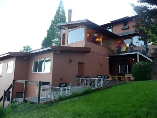 Hostel Inn Bariloche من الخارج Photos
