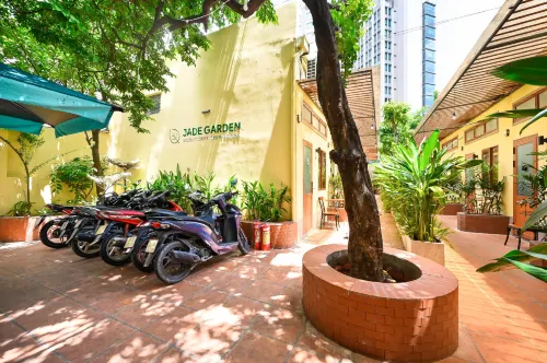 Jade Garden - Secret Courtyard in Saigon Espaces publics Photos