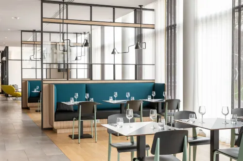 Courtyard Paris Creteil Dining Photos