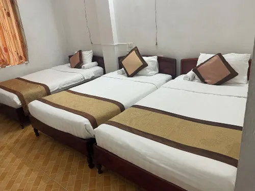 Khách sạn Alex Hạ Long Phòng Photos
