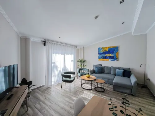 Azz Sevilla Torre de la Plata Apartamentos Kamar Photos
