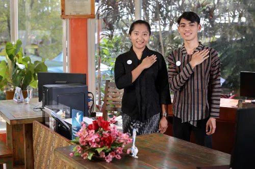 Royal Caravan Hotel & Outbound Trawas Area Publik Photos
