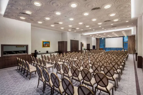 Hilton Podgorica Crna Gora Business Photos