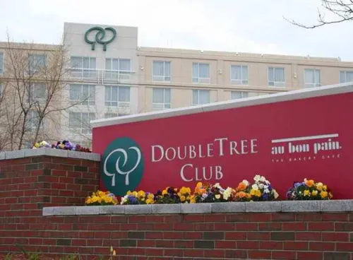 DoubleTree by Hilton Hotel Boston Bayside Photos