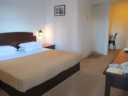 Kinabalu Pine Resort Kamar Photos