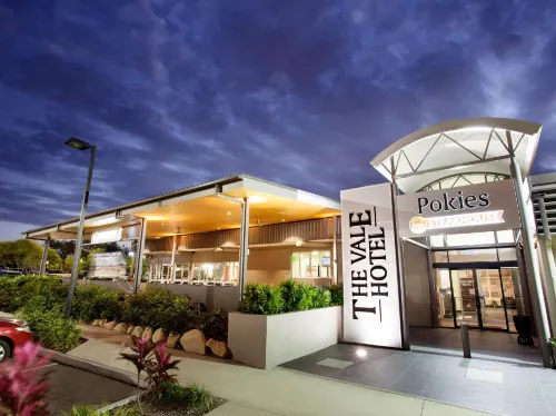 Vale Hotel Exterior Photos