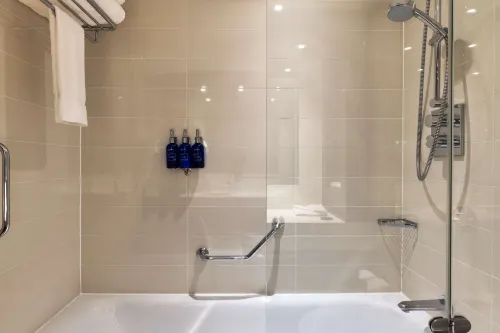 Radisson Blu Hotel Edinburgh City Centre Huoneet Photos