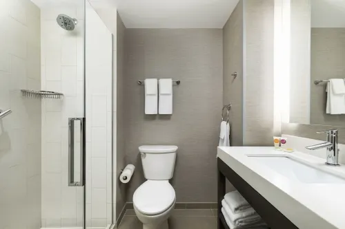 Hyatt Place New York City/Times Square Rooms Photos