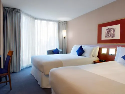 Novotel Toronto North York Rooms Photos