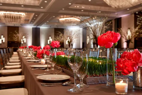 New York Marriott at The Brooklyn Bridge Dining Photos