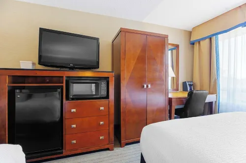 Sandman Hotel & Suites London Downtown Photos