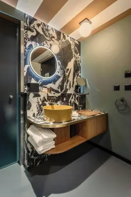 The Home Hotel Zürich - a Member of Design Hotels Zimmer Photos