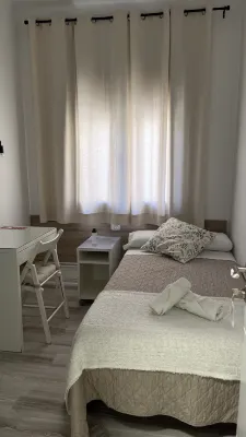 Hostal Ruta de Francia Photos