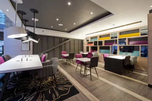 Premier Inn London Kings Cross Restauration Photos