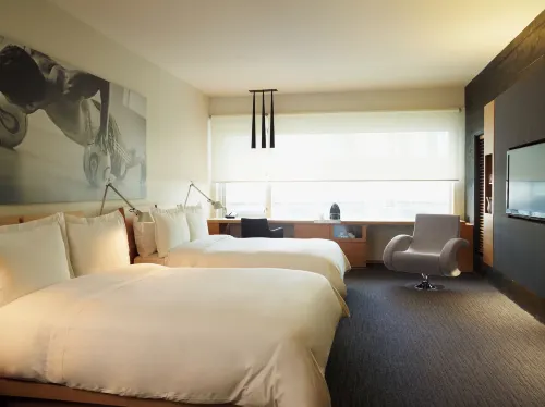 Le Germain Hotel Maple Leaf Square Rooms Photos