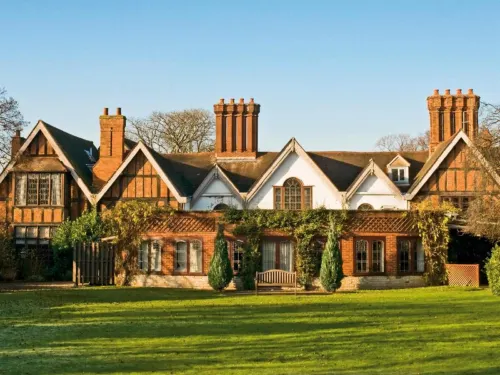 Macdonald Alveston Manor Hotel Esterni Photos