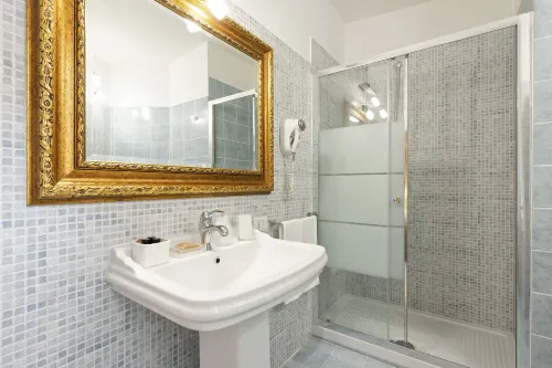 Canova Rooms in Spanish Steps Rooms Photos