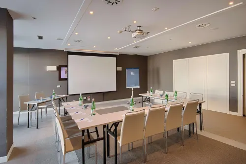 Savhotel Mantegna Padova Business Photos