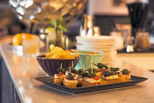 Hotel Feliz Dining Photos