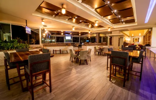 Emporio Acapulco Dining Photos