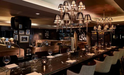 Roomers, Frankfurt, a Member of Design Hotels Restauration Photos