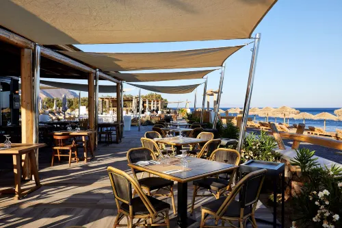 Sea Breeze Santorini Beach Resort, Curio Collection by Hilton Restauration Photos