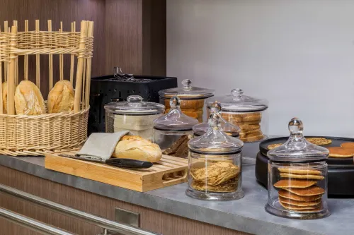 Sure Hotel by Best Western Reims Nord Restauration Photos