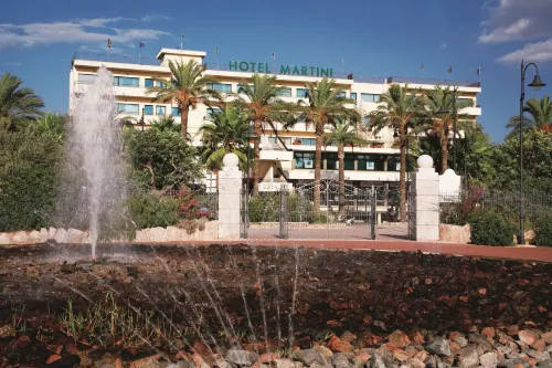 Hotel Martini Olbia Exterior Photos