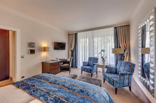 Bernstein Hotel Villa Kastania Photos