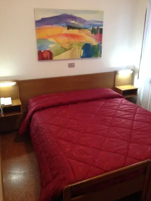 Hotel Caprera Zimmer Photos