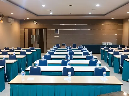 Grand Krakatau Hotel Serang Business Photos