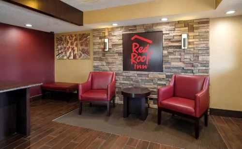 Red Roof Inn Lansing East - MSU Public Areas Photos