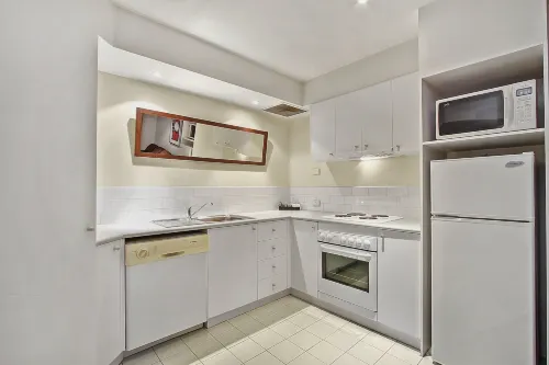 Knox International Hotel and Apartments Photos