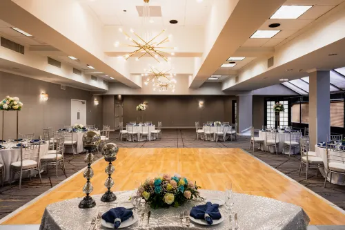 Crowne Plaza Edison Business Facilities Photos