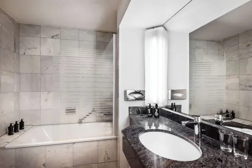 Lindner Hotel Dusseldorf Seestern - JDV by Hyatt Zimmer Photos