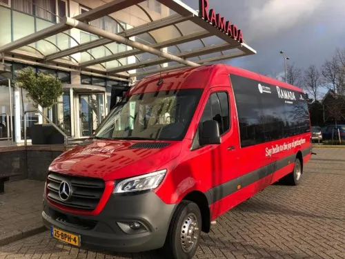 Ramada by Wyndham Amsterdam Airport Schiphol Extérieur Photos