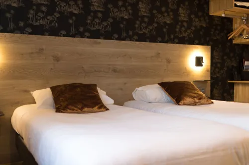 Brit Hotel Privilège le Royal - Centre Gare Camere Photos