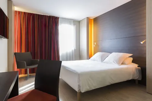 Hôtel Oceania Nantes Aéroport Номера Photos