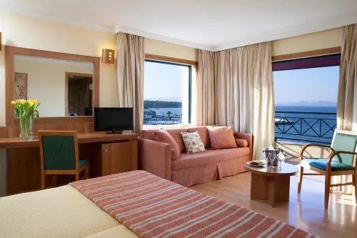 Ramada by Wyndham, Athens Club Attica Riviera Photos