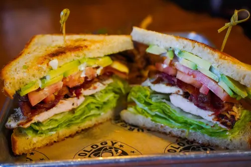 Crowne Plaza HY36 Midtown Manhattan Dining Photos
