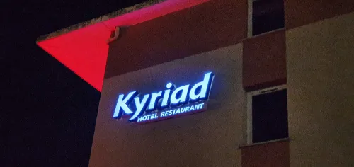 Hôtel Kyriad Aix les Milles - Plan de campagne Extérieur Photos