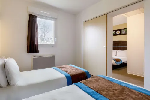 Sure Hotel by Best Western St-Amand-Les-Eaux Photos