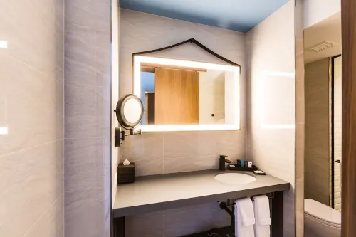 Crowne Plaza HY36 Midtown Manhattan Rooms Photos