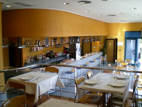 Aparthotel Campus Restauration Photos
