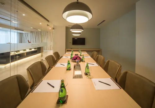 Liberty Central Saigon Riverside Hotel Business Facilities Photos