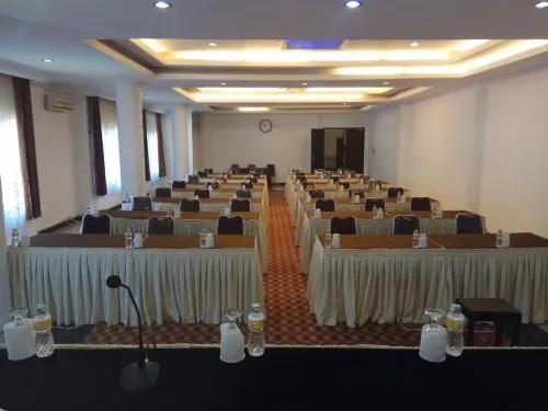 Rangkayobasa Hotel Padang Panjang Geschäftseinrichtungen Photos