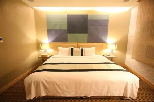 New California Hotel Rooms Photos