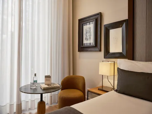 Hotel Pulitzer Barcelona Rooms Photos
