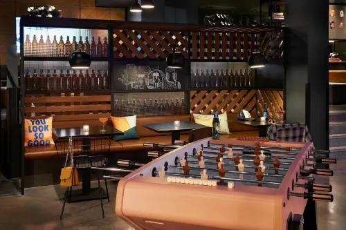 Moxy Edinburgh Fountainbridge Photos
