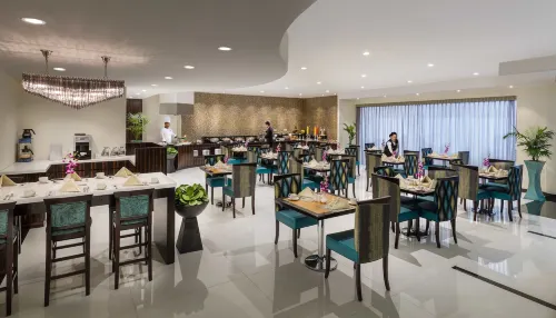 Savoy Park Hotel Apartments Dining Photos